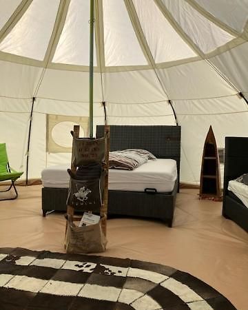 Natuur-Like Glamping In Bosland NeerNeerpelt Eksteriør billede